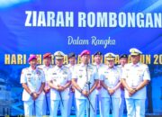 Wadan Puspenerbal Ziarah Taman Makam Pahlawan 10 November